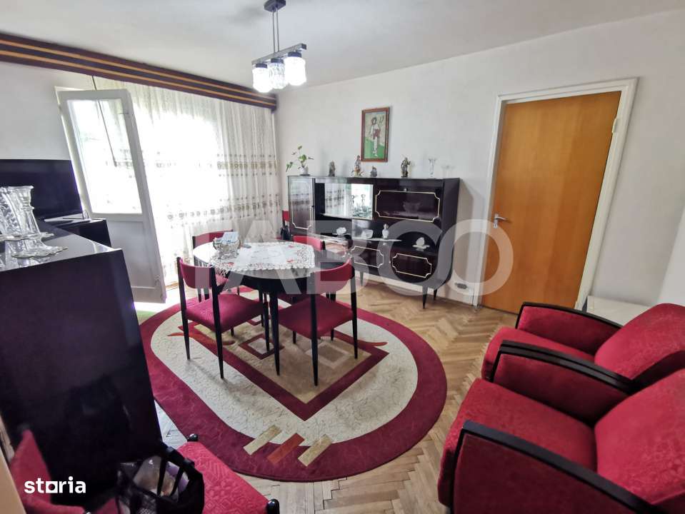 Apartament cu 3 camere la etajul 2 in zona Mihai Viteazul - Imagine principală: 2/11