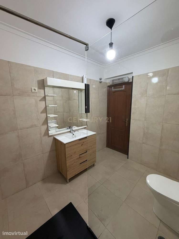 Apartamento T2 em S. Marcos-20