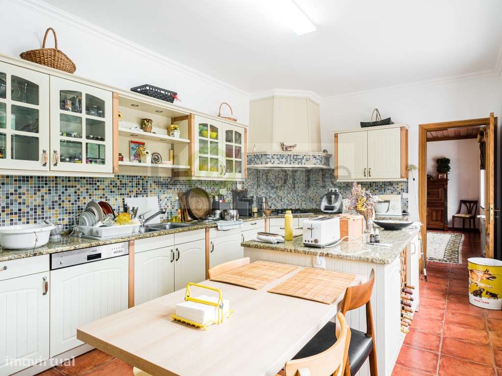 Moradia T4 na Mata do Duque em Santo Estevão-10