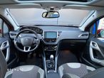 Peugeot 2008 1.2 Pure Tech Allure S&S - 32