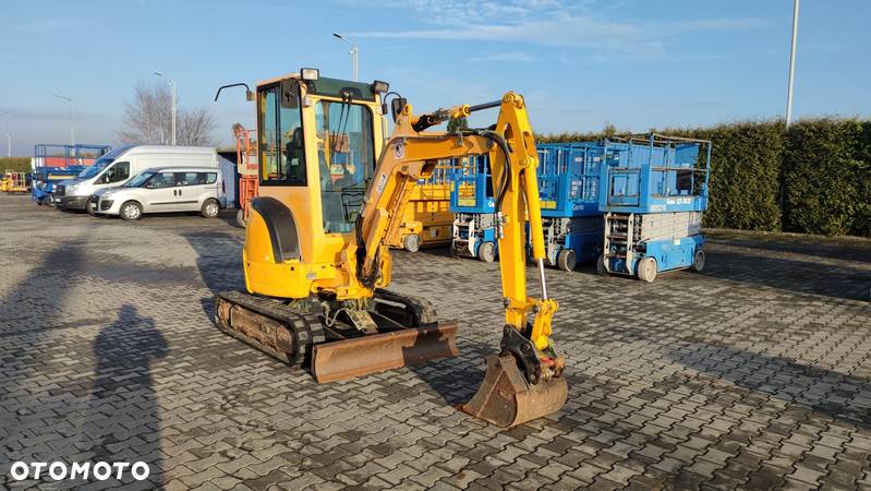 Yanmar ViO 20 - 4 - 3