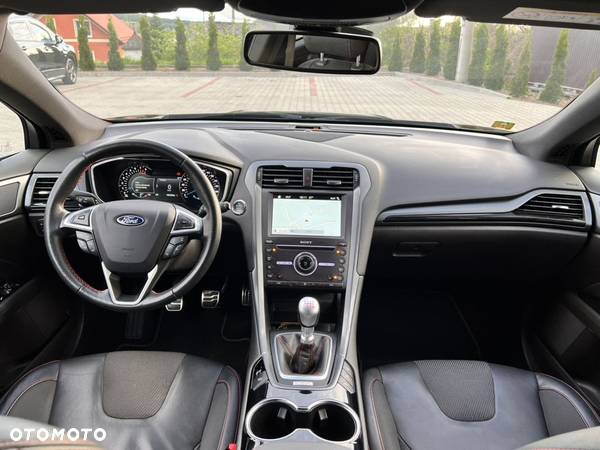 Ford Mondeo 1.5 EcoBoost ST-Line X - 22