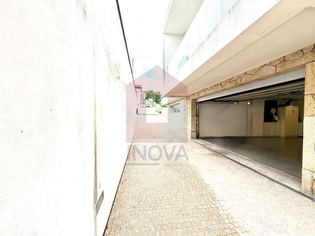 Moradia Térrea V3, Vila Verde-28