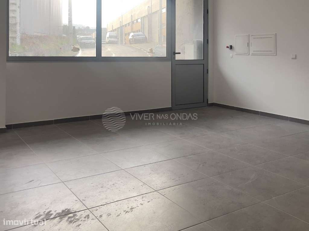 Armazém para venda em São Martinho - Santo Tirso. - Grande imagem: 5/22