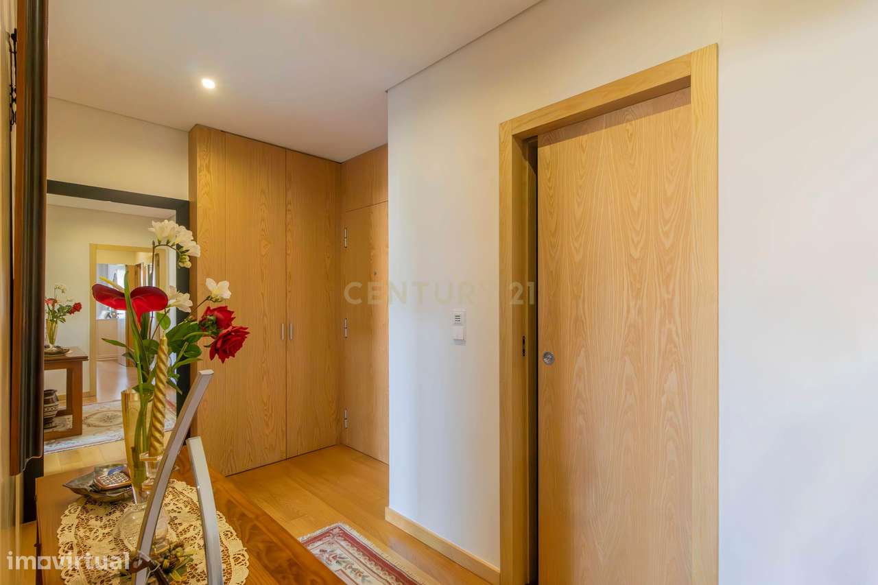 Apartamento T2 em Oliveira do Douro, Vila Nova de Gaia-6