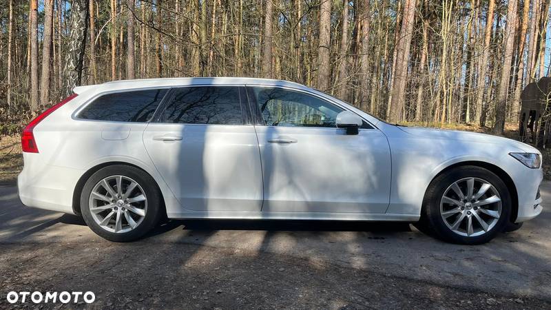 Volvo V90 D4 AWD Momentum - 1