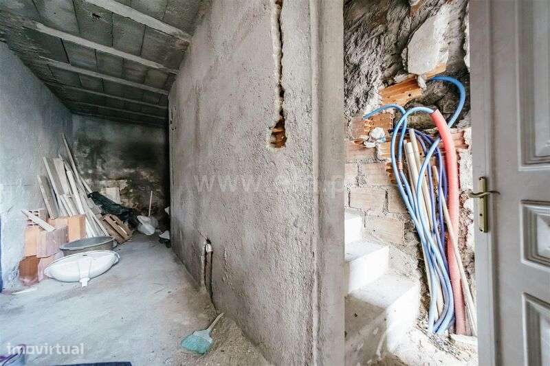 Moradia em Banda T1 / Covilhã, Teixoso - Grande imagem: 3/11