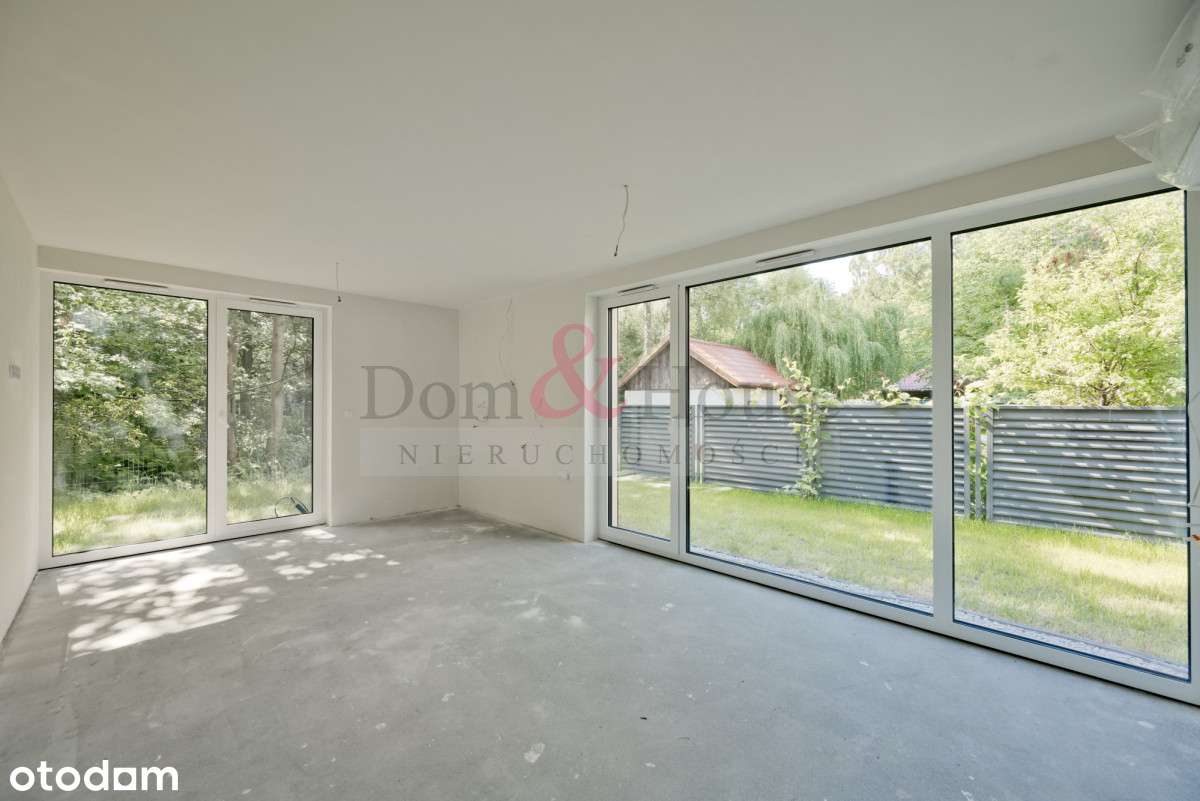 Latarnia za oknem, ogród pod domem, plaża - Hel-5