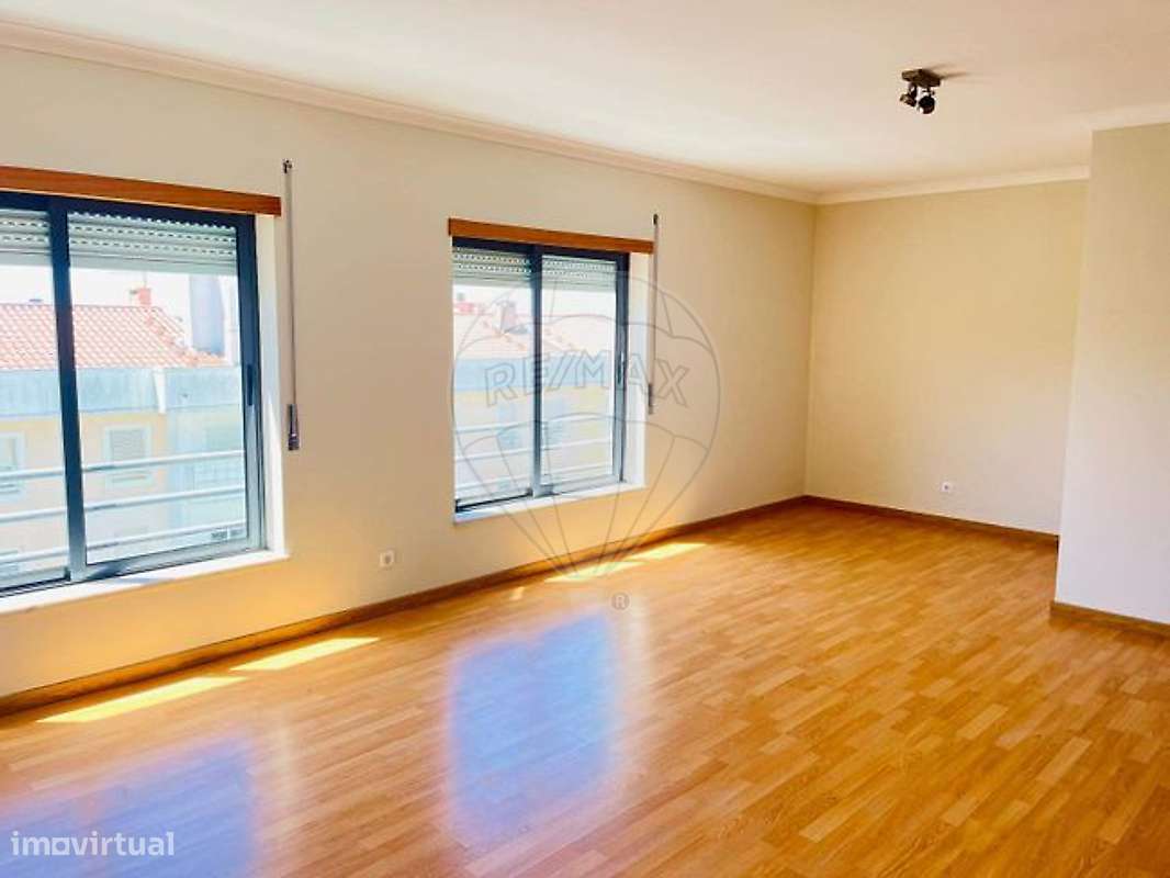 Apartamento T3 para arrendamento