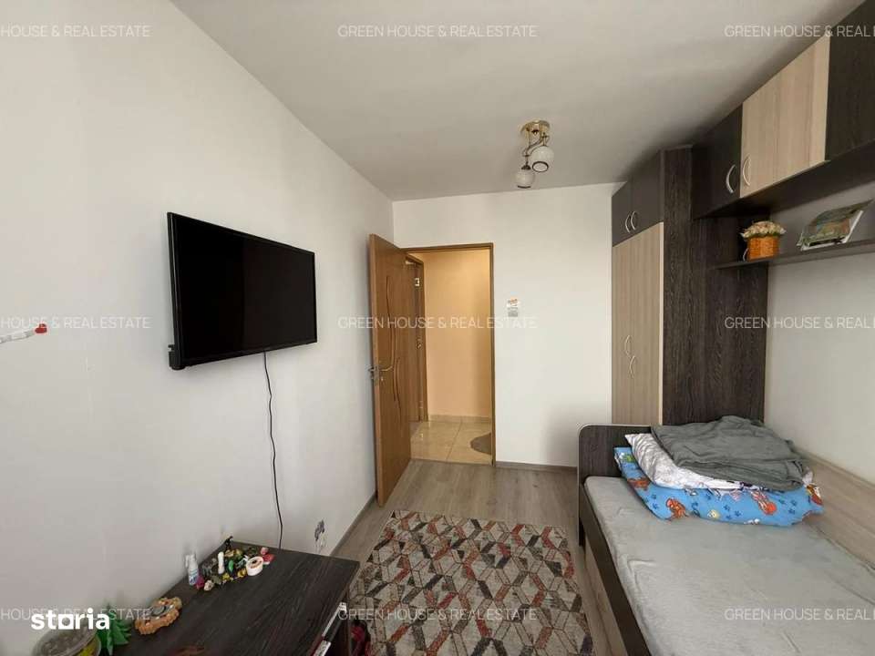Ocazie! Apartament 3 camere complet renovat, mobilat și utilat-3