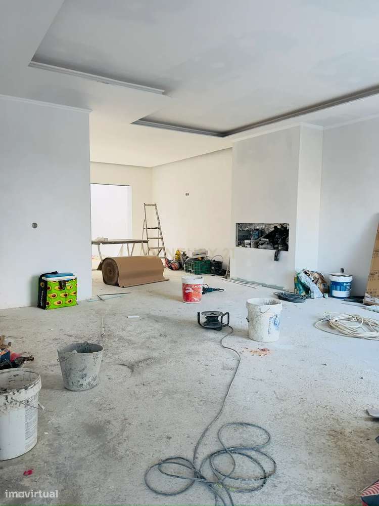 Moradia em Águas de Moura - T3+ Sótão em fase final de construção - Grande imagem: 4/23