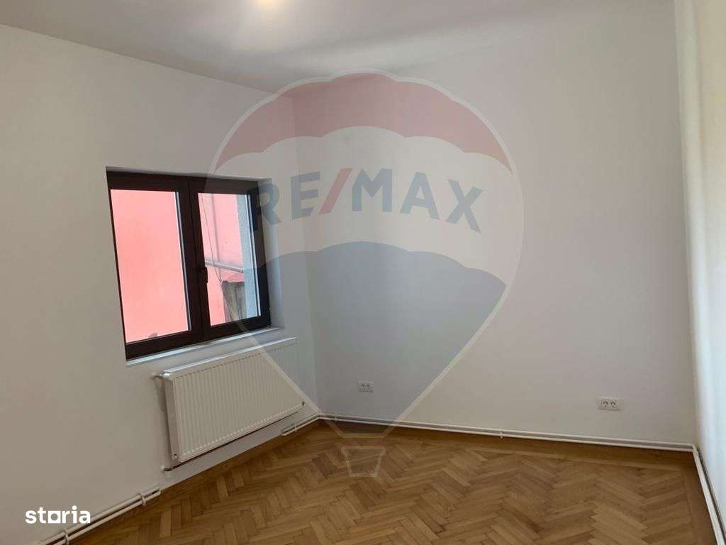 Birou de închiriat, 3 camere, Ministerul Transporturilor - Imagine principală: 4/19