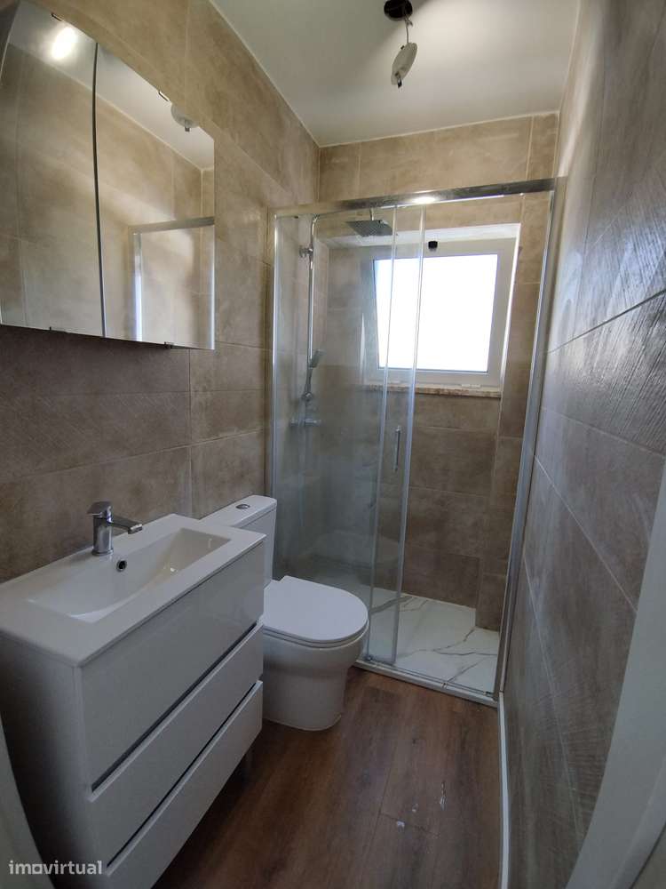 T1 2º andar todo remodelado Bx. da Banheira-6