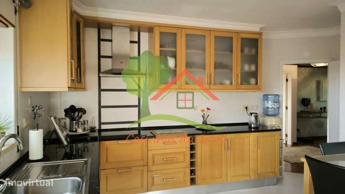 Moradia T5 com Vista de Mar Deslumbrante em Baleia, Carvoeira-55