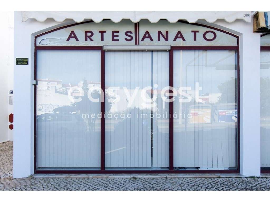 Loja destinada a comércio -boa localização, a 2 min da Praia de Altura - Grande imagem: 4/23