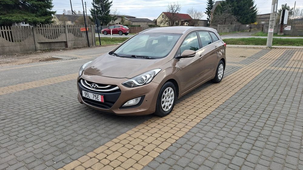 Hyundai i30 II 1.6 CRDI Select 2015