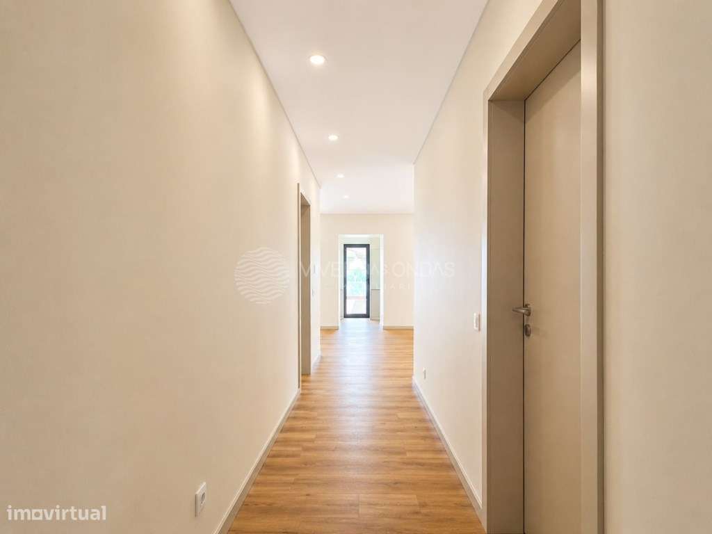 Andar de moradia T3 com áreas Amplas | Terraço | Espinho | Junto ao...-22