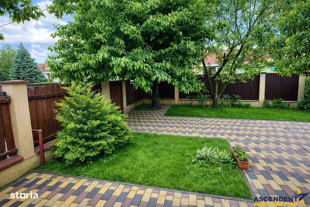 Locuinta bine compartimentata, doua intrari, foisor si parcare – Sancr - Imagine principală: 5/8