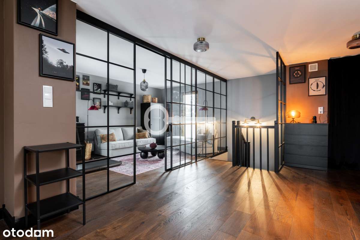 Dwa poziomy| nowy budynek | komunikacja - Pełny obrazek: 1/18