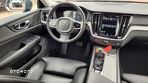 Volvo V60 Cross Country - 38