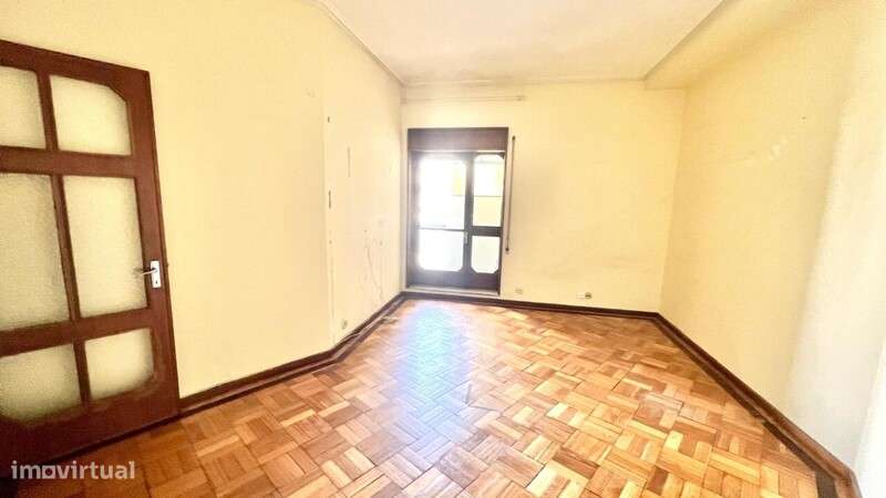 Apartamento T2 no centro de São João da Madeira - Grande imagem: 4/18