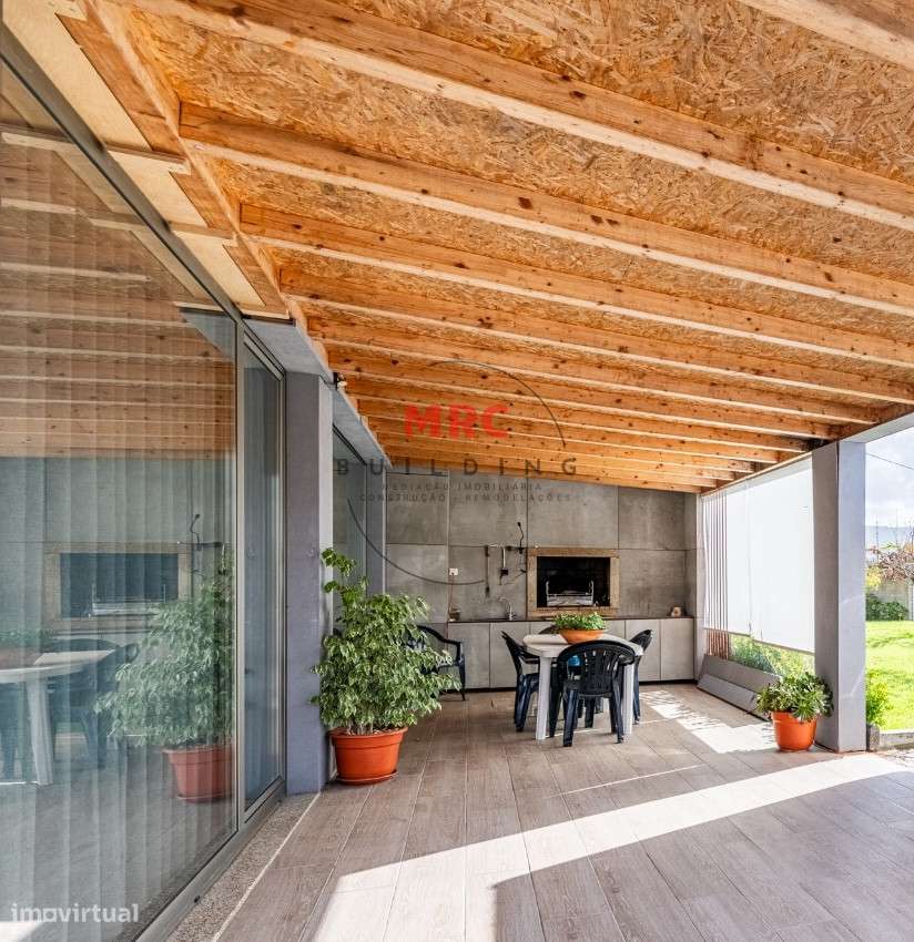 Moradia de Charme Térrea  V3 + V1-36