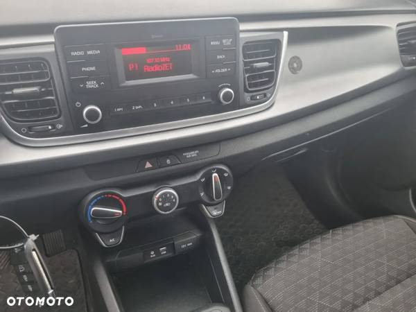 Kia Rio 1.2 M - 6