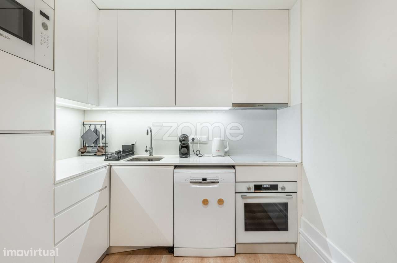 Apartamento T2 para Venda – Junto ao Coliseu do Porto - Grande imagem: 4/19