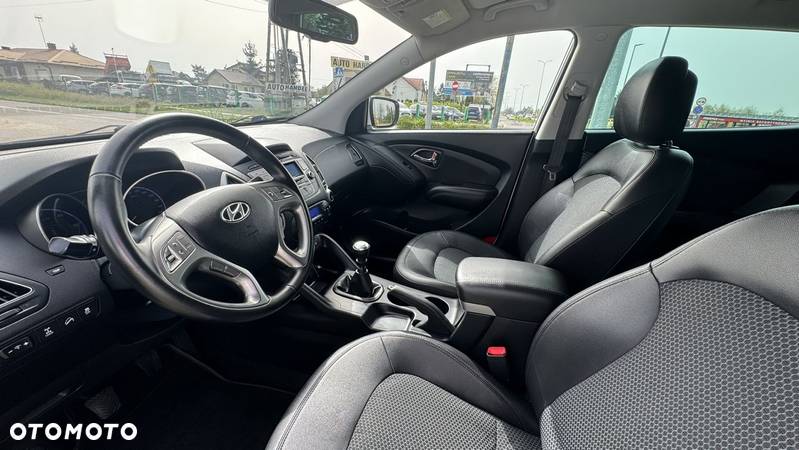 Hyundai ix35 2.0 CRDi 4WD Premium - 12