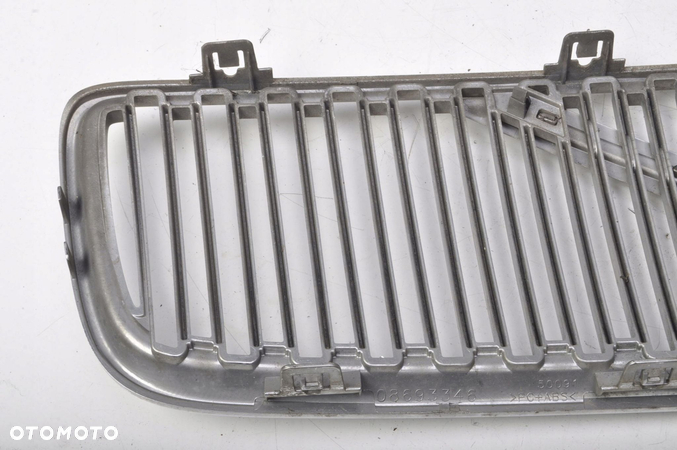 VOLVO V70 II ATRAPA GRIL GRILL 08693346 - 9