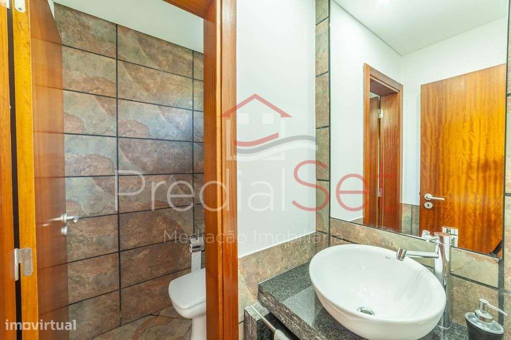 Quinta com Moradia de 6 assoalhadas com piscina - Loures-Lisboa-18