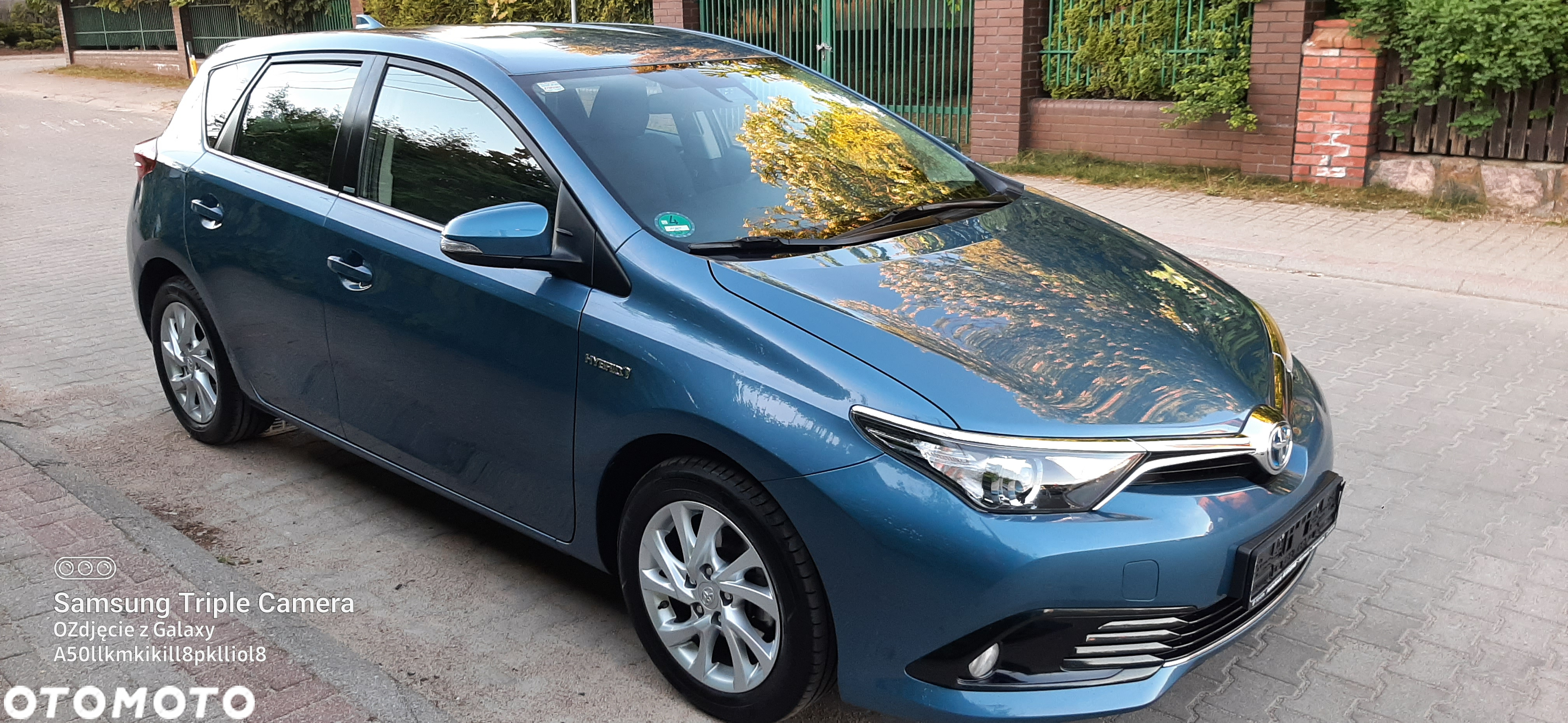 Toyota Auris 1.8 VVT-i Hybrid Automatik START Edition - 3