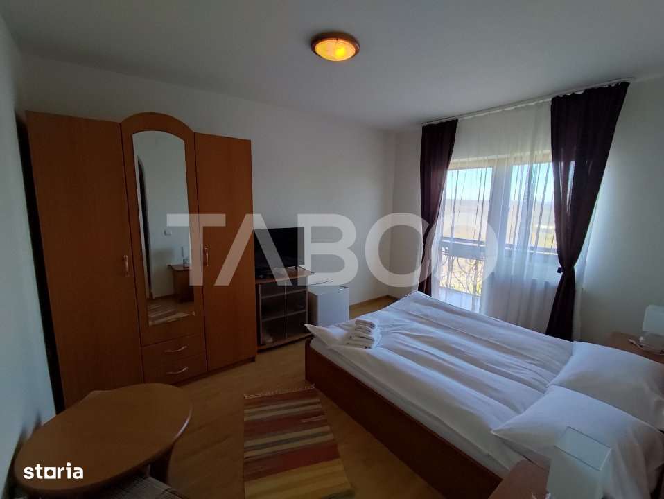 EXCLUSIVITATE! Pensiune 9 camere 615 mpu 3600 mp teren in Fantanele - Imagine principală: 4/19