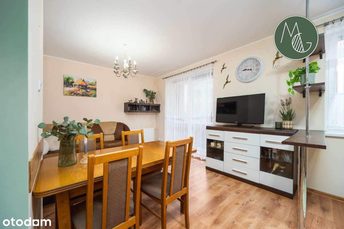 Duże 2 pokoje, niskie opłaty, balkon, piwnica-1