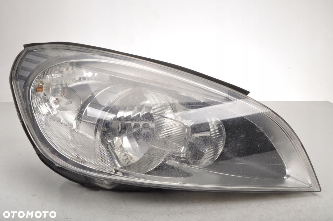 VOLVO S60 II LAMPA PRAWA PRZEDNIA PRAWY 31299997 - 1