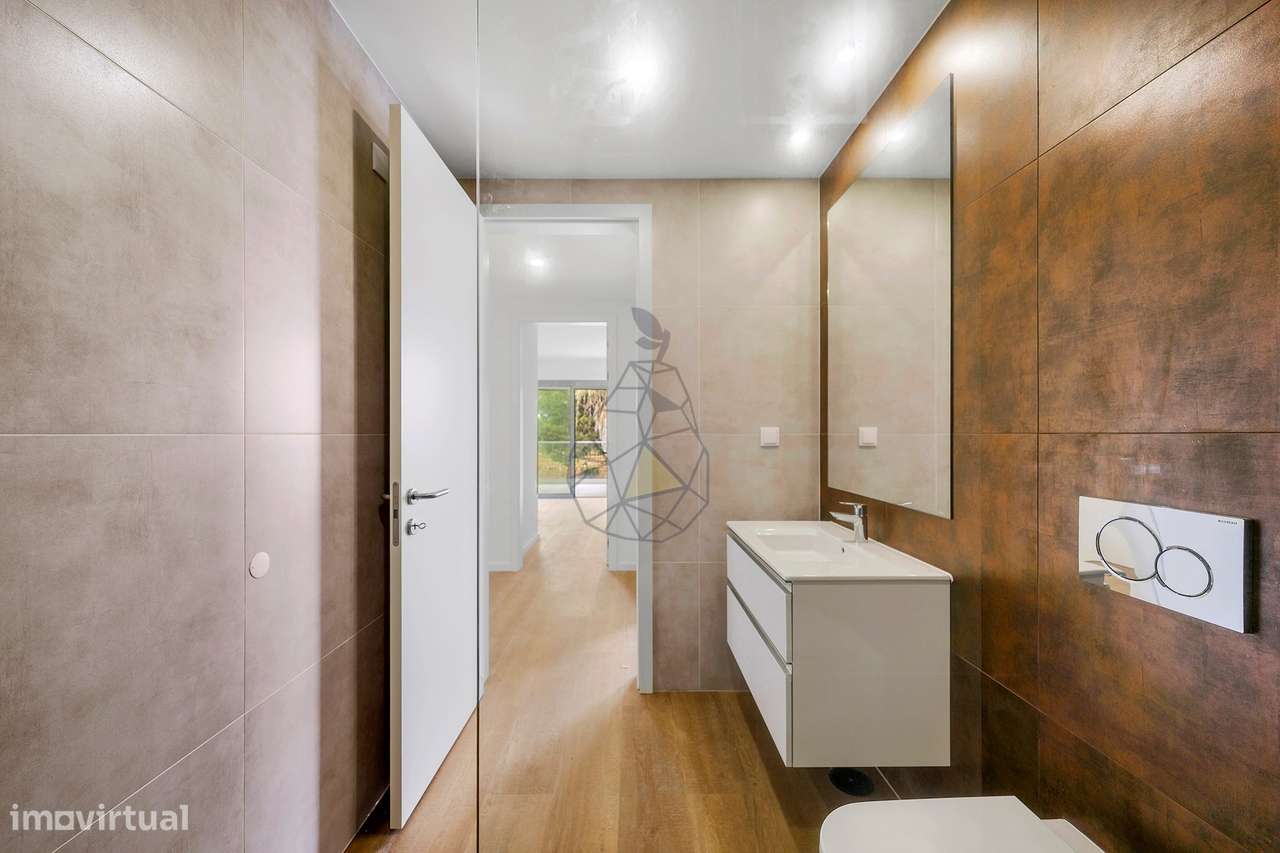 Apartamento com 2 quartos ,Piscina e lugar de estacionamento em Alvor-14