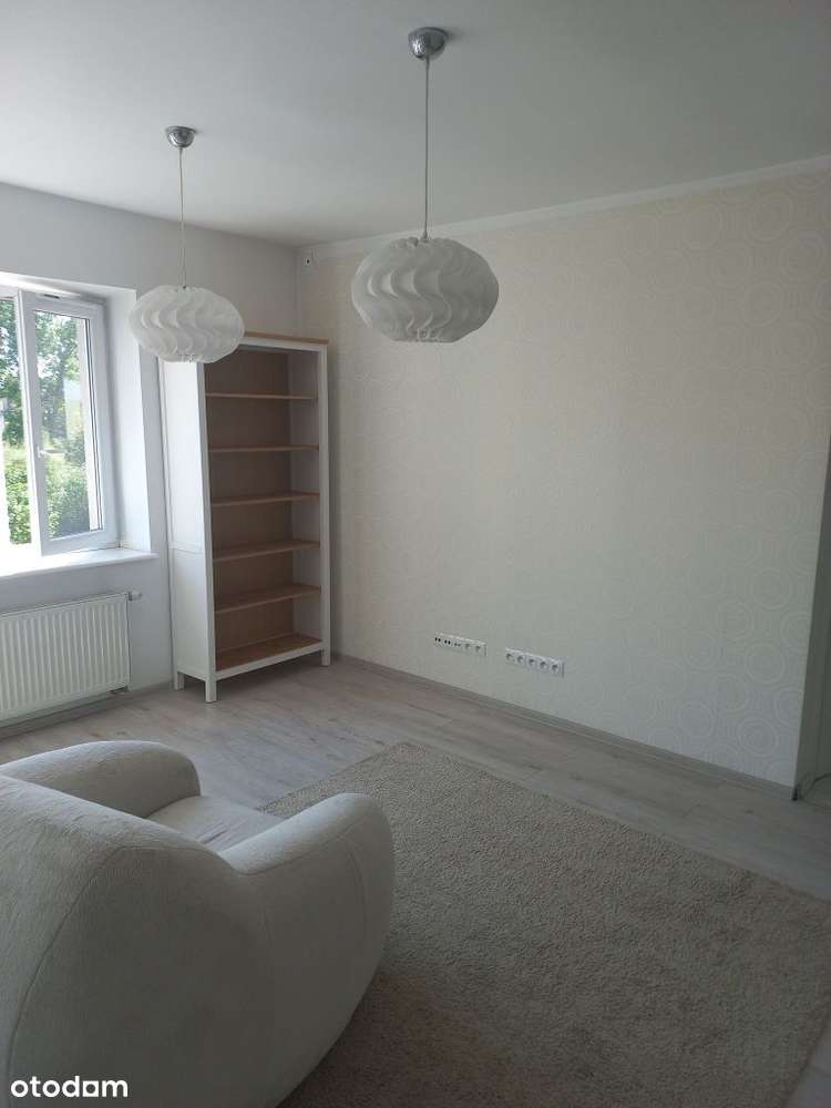 Sprzedam mieszkanie w pobliżu Forum.-4