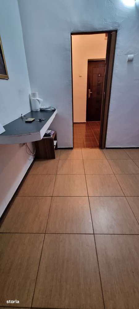 Garsoniera semidecomandata zona Far - Km 4 - Imagine principală: 5/9