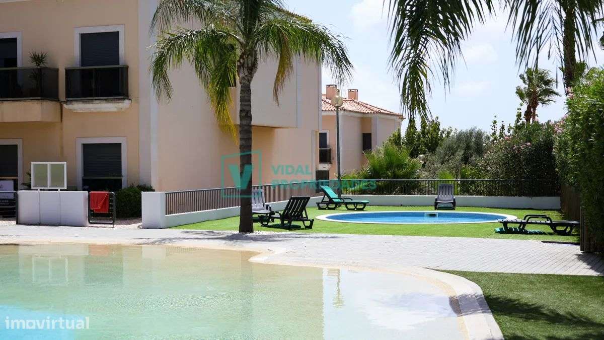 Apartamento T2 com garagem em box e piscina-21