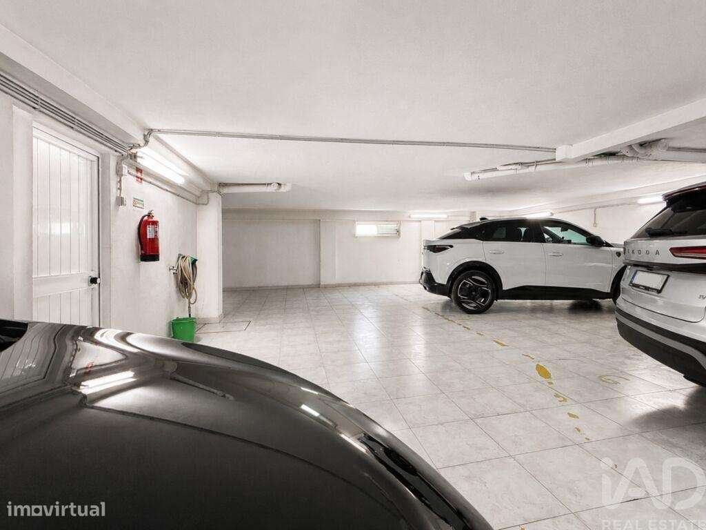 Apartamento T4 em Amora de 122 m2-30