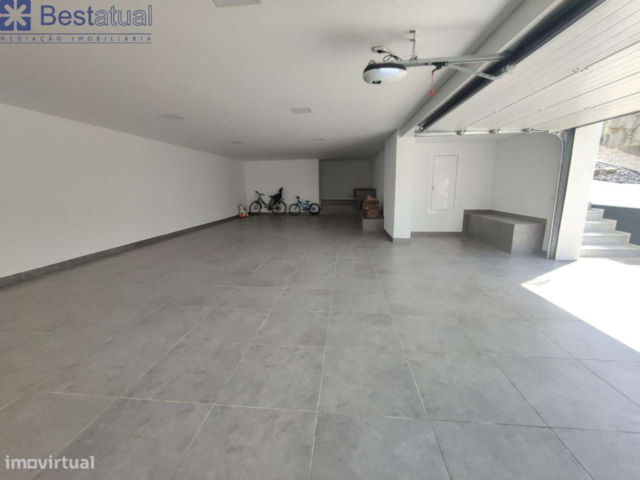 Moradia T 3 -4 frentes- de Luxo c/Piscina - Sande São Lourenço-57