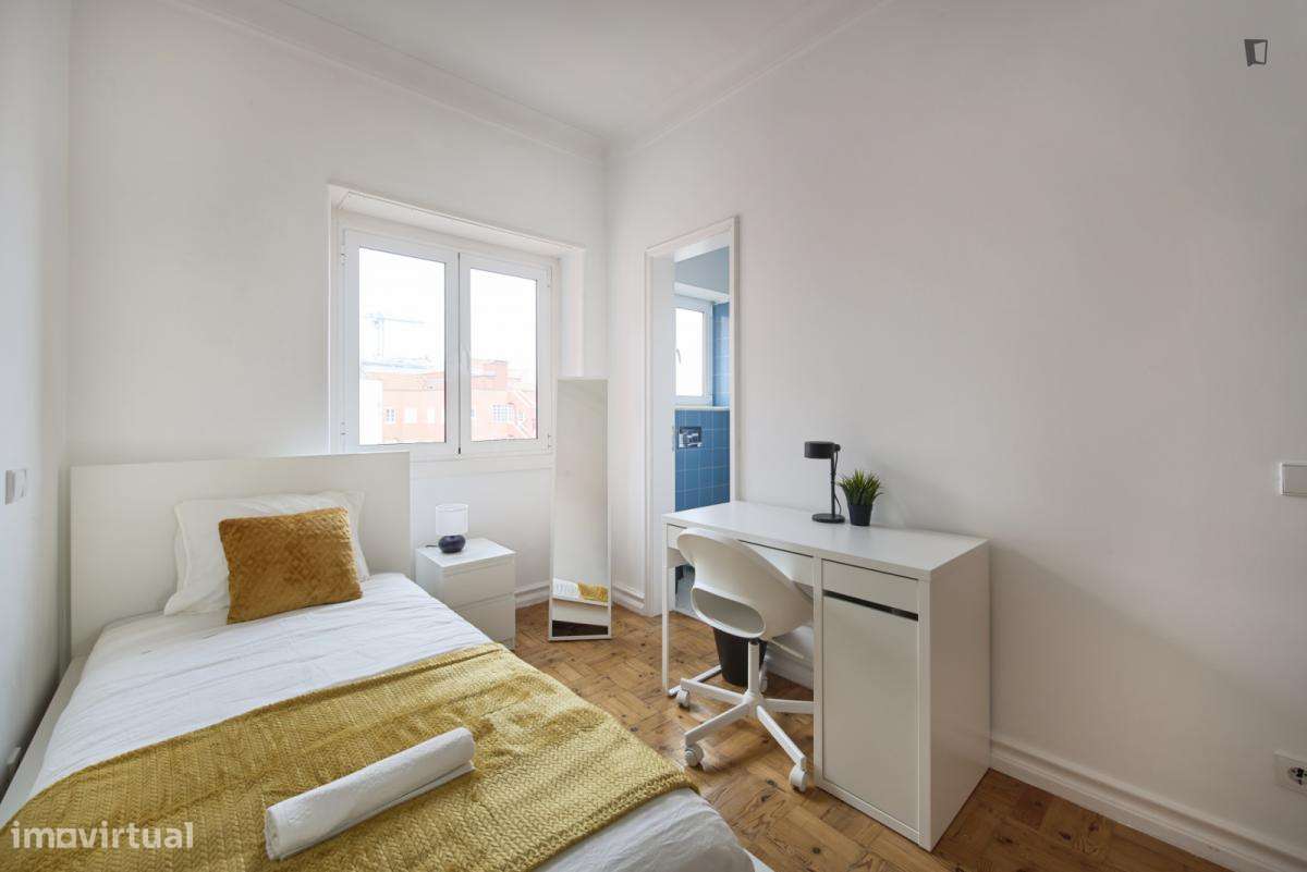Quarto - localizado em Entrecampos Lisbon - Grande imagem: 4/10