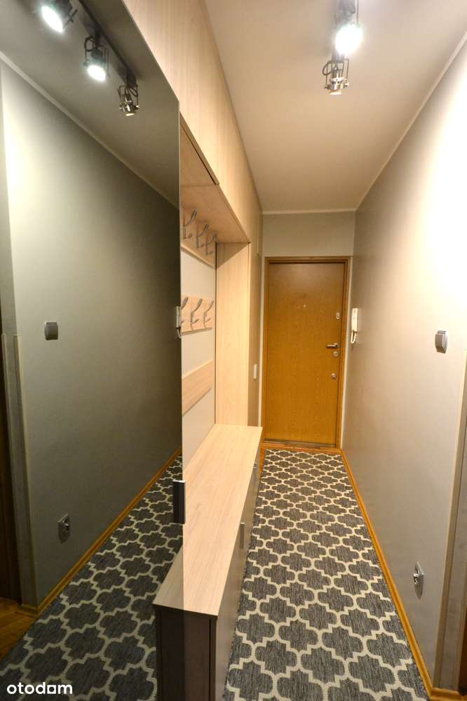 Mieszkanie po generalnym remoncie, urządzone- Gdynia-8