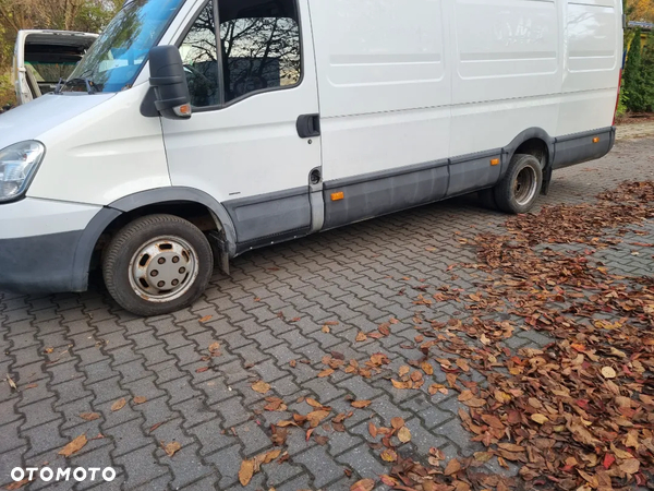 LISTWA KAROSERII IVECO DAILY III IV  99-13r. - 2