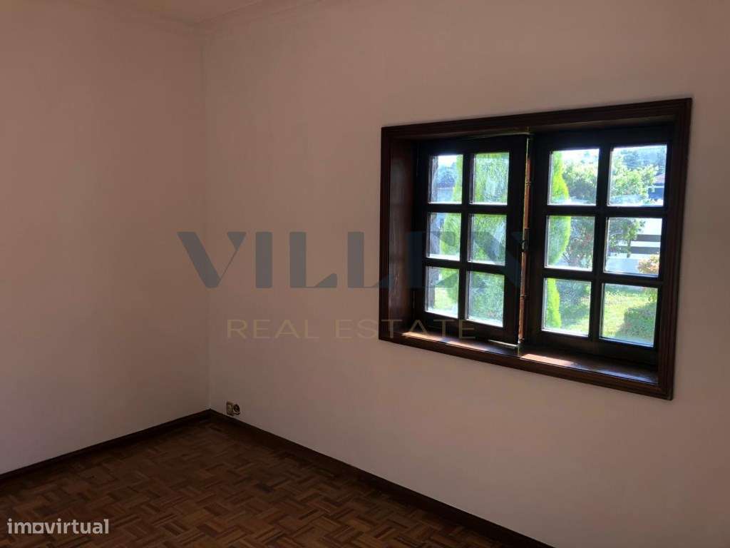 Moradia Geminada T2 em Pedroso Espaço, Natureza e Potencial!-13