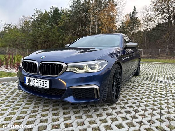 BMW Seria 5 M550i xDrive sport - 1