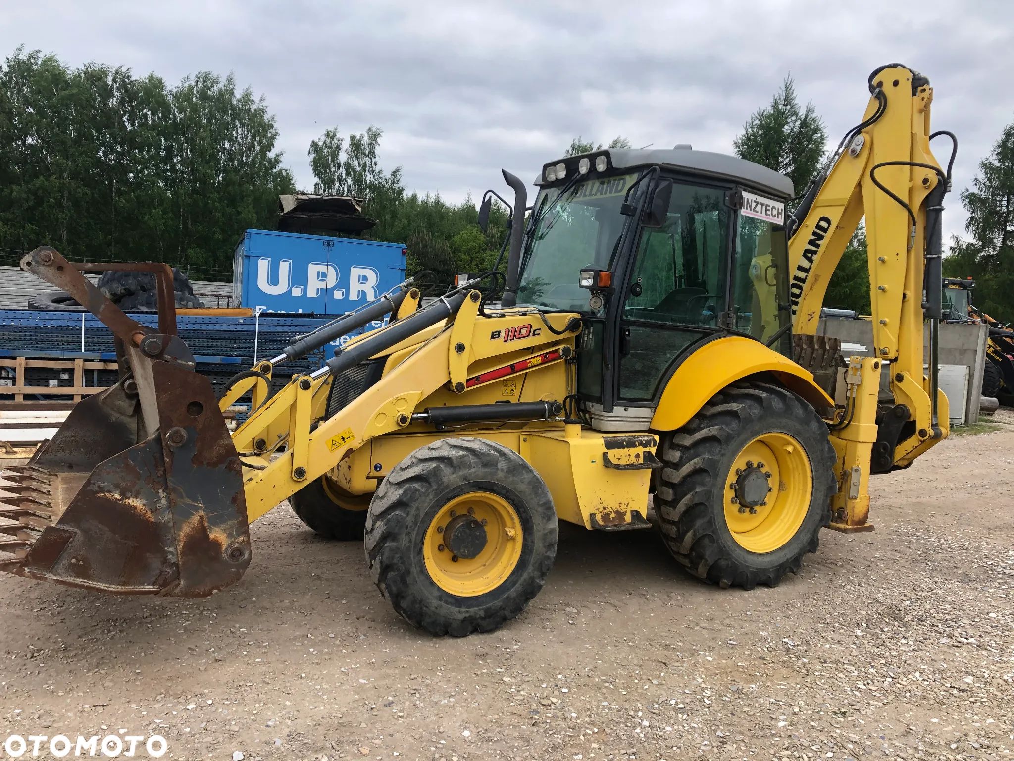 New Holland B110C - 1