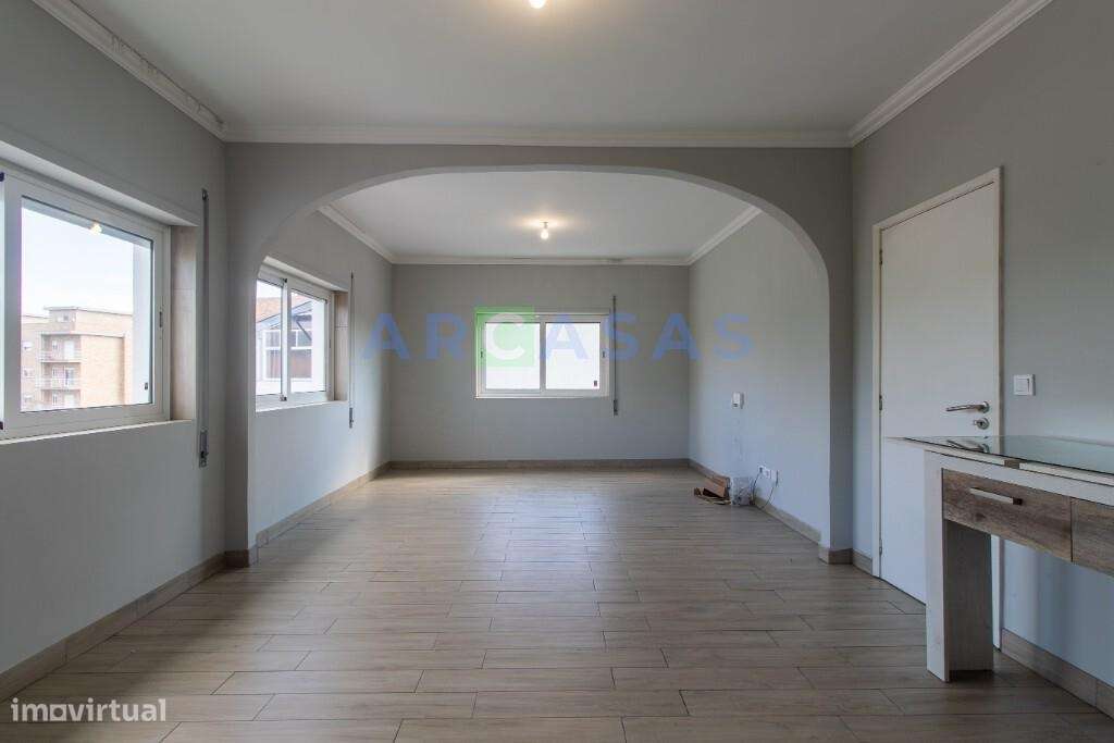 Andar moradia V3 com 2 garagens fechadas em São Cosme, Gondomar - Grande imagem: 3/25