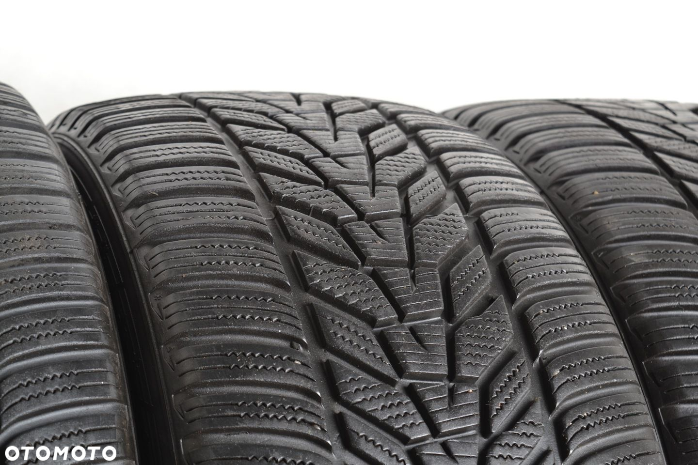 Hankook WiNter icept evo3 W330B 4x 245/45/18 100V - 5