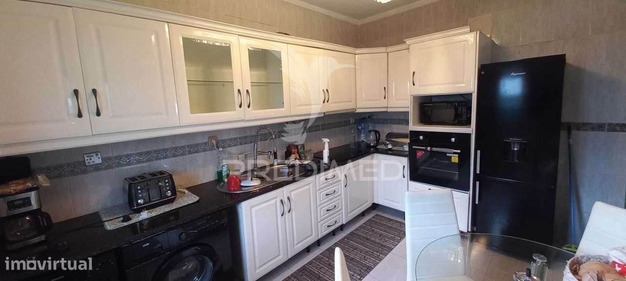 MORADIA T2 CONVERTIDO EM T1 COM GARAGEM NA CARREGUEIRA-PINHAL NOVO - Grande imagem: 4/20